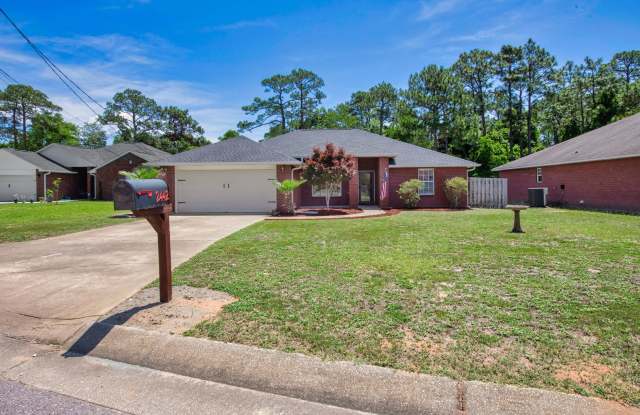 Charming 3-Bedroom Home Near Navarre High School  YMCA photos photos