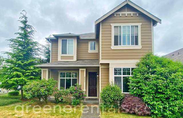 Lacey 4BD/2.5BA Beautiful Home Close to 1-5 and JBLM - 8557 Capstan Drive Northeast, Lacey, WA 98516