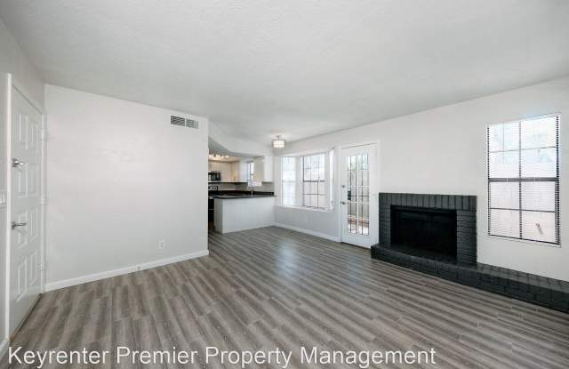 820 West University Dr.  Unit 5 Gallery 3