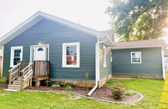 4109 N Ashton Ave photos photos
