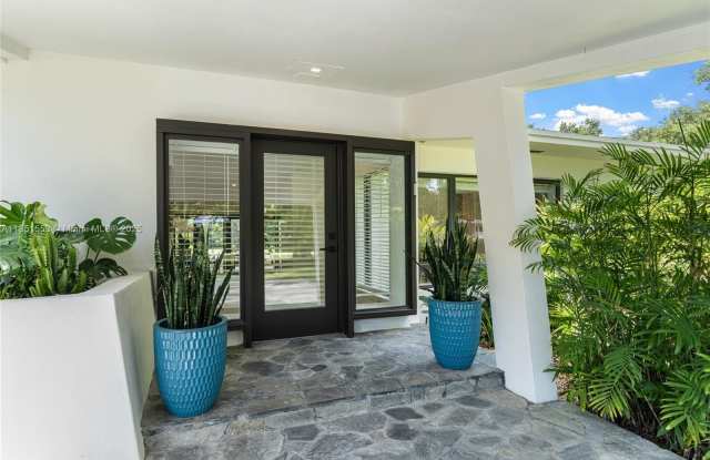 6220 SW 123rd Ter photos photos