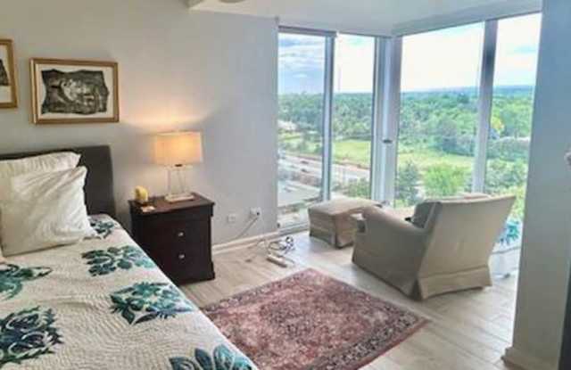 1900 Girard Place South Gallery 3