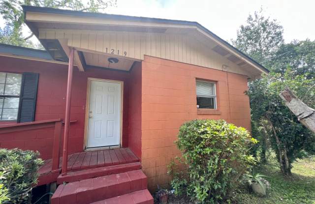 1219 Hernando Drive photos photos