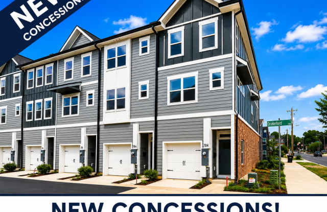 Beautiful 3BR 3.5BA Townhome w/ Full Appliance Kitchen Garage Parking in West End photos photos Beautiful 3BR 3.5BA Townhome w/ Full Appliance Kitchen Garage Parking in West End photos photos