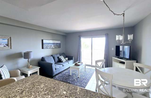 1117 W Beach Boulevard Gallery 4
