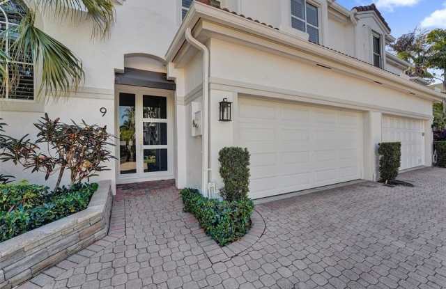 1610 NE 1st St photos photos