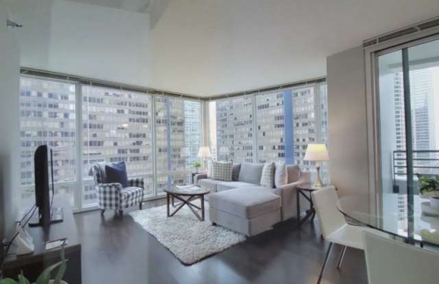 245 E Ohio St photos photos