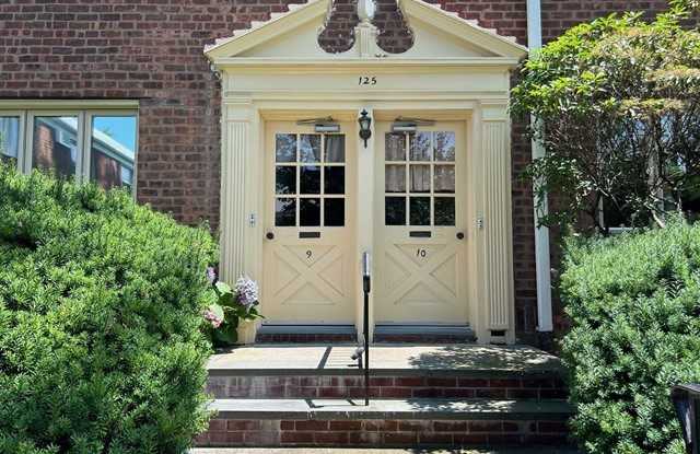 125 East Clinton Avenue - 125 East Clinton Avenue, Bergenfield, NJ 07621