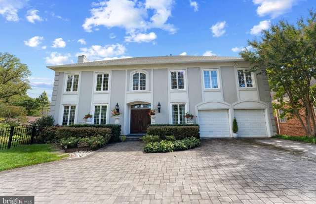 4304 LORCOM LN Gallery 2