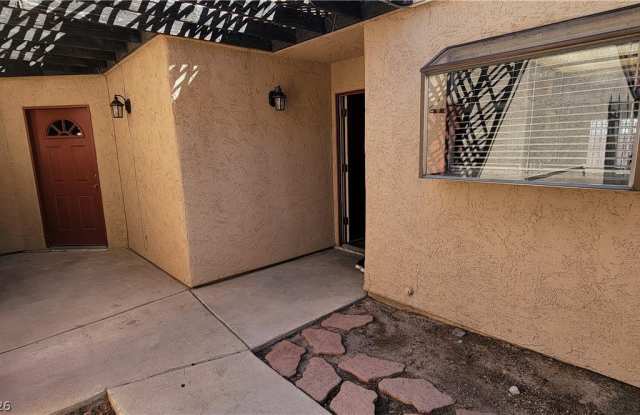 1843 CAMINO VERDE Lane Gallery 2