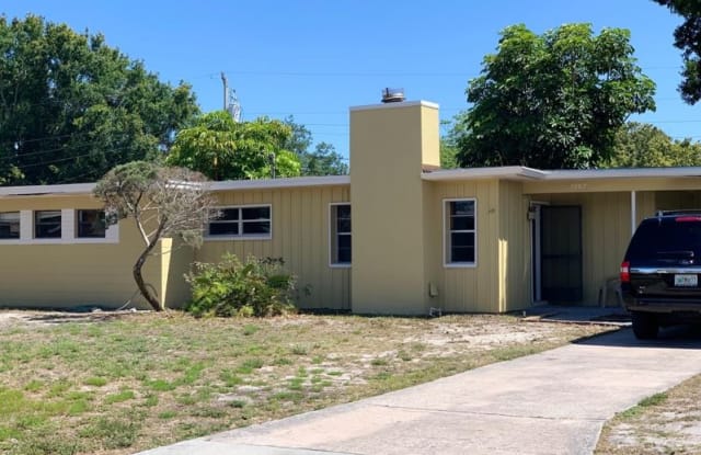 1207 Willow Ln - 1207 Willow Lane, Cocoa, FL 32922