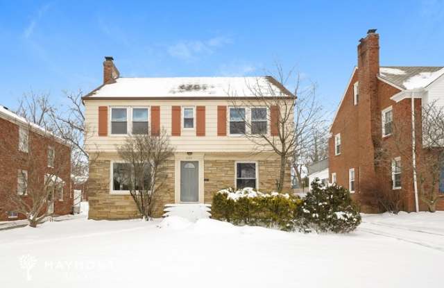 2371 Loyola Road photos photos