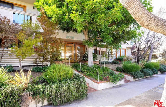 2016 Euclid St photos photos