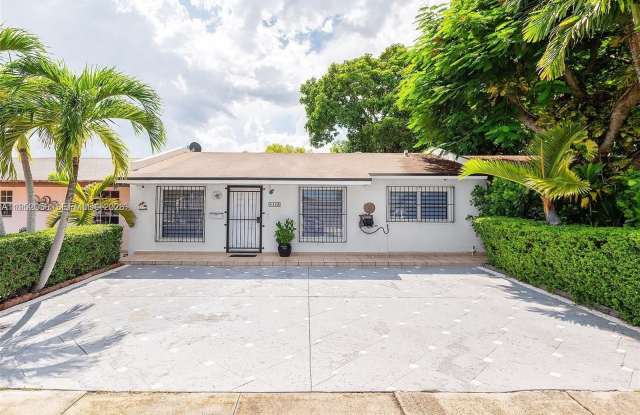 5428 SW 131st Ct photos photos