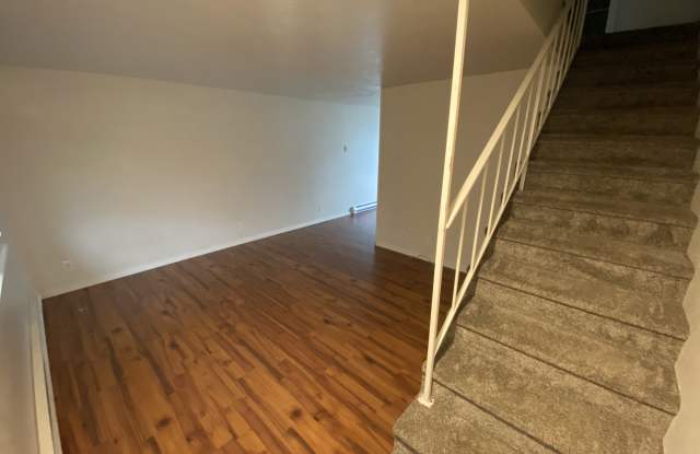 172 Salem Heights Avenue SE - 1 Gallery 2