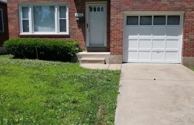 8307 Richard Ave - 8307 Richard Avenue, University City, MO 63132