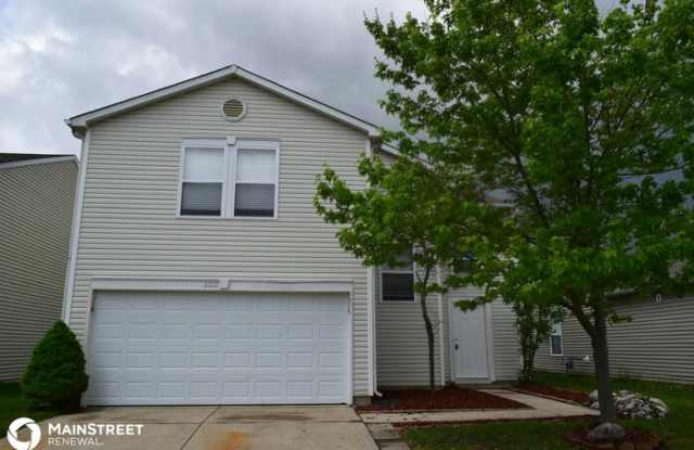 2222 Summer Breeze Way - 2222 Summer Breeze Way, Greenwood, IN 46143
