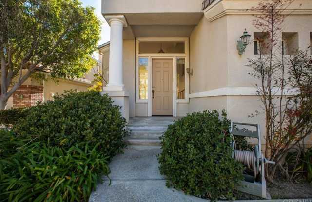 3105 Tecopa Springs Lane Gallery 3