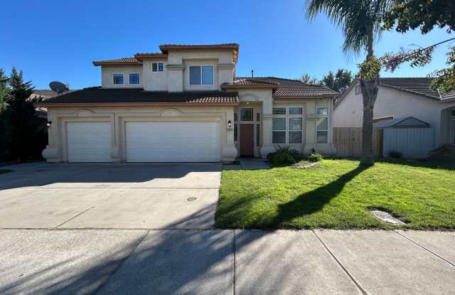 Two separate kitchens photos photos Two separate kitchens photos photos