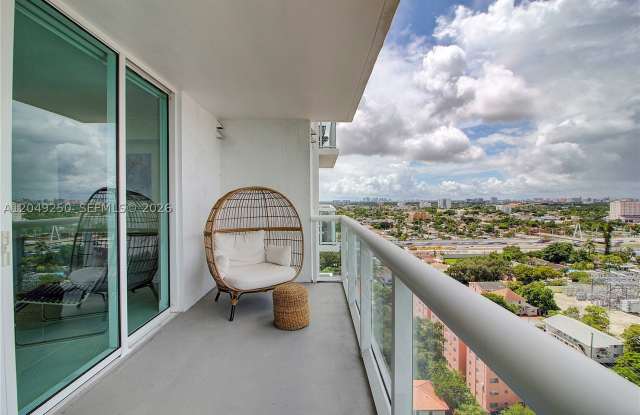 1871 NW S River Dr Gallery 3