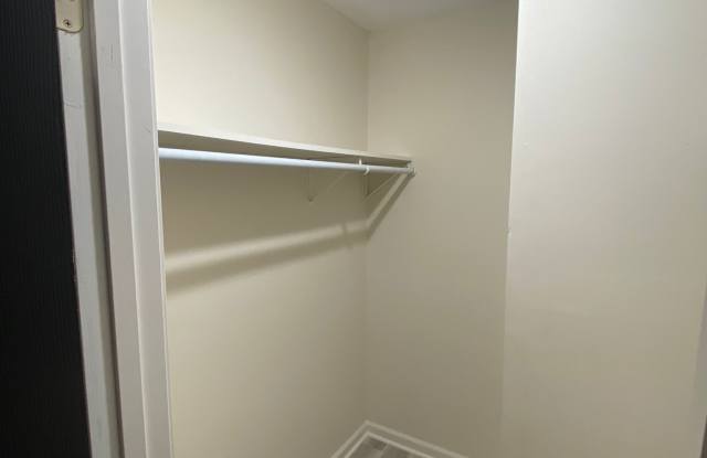 100 Fieldcrest Drive Gallery 2