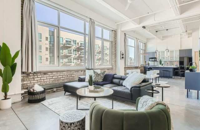 700 Washington Avenue N photos photos