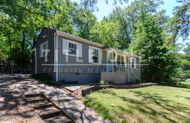426 Dorsey Rd - 426 Dorsey Road, Hapeville, GA 30354