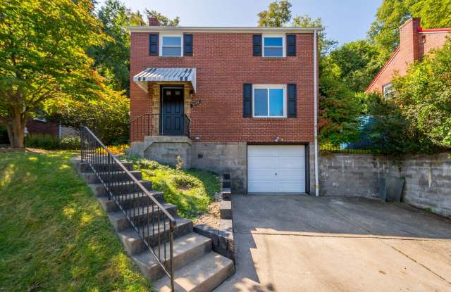 AVAILABLE OCT 1ST!! RENOVATED 3-BEDROOM PENN HILLS!! photos photos