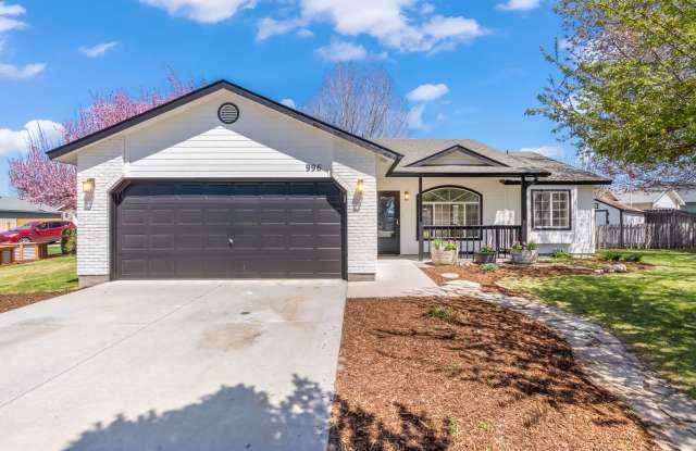 Single Level Living in Quiet Established Neighborhood - 996 Ashford Street East, Meridian, ID 83642 Single Level Living in Quiet Established Neighborhood - 996 Ashford Street East, Meridian, ID 83642