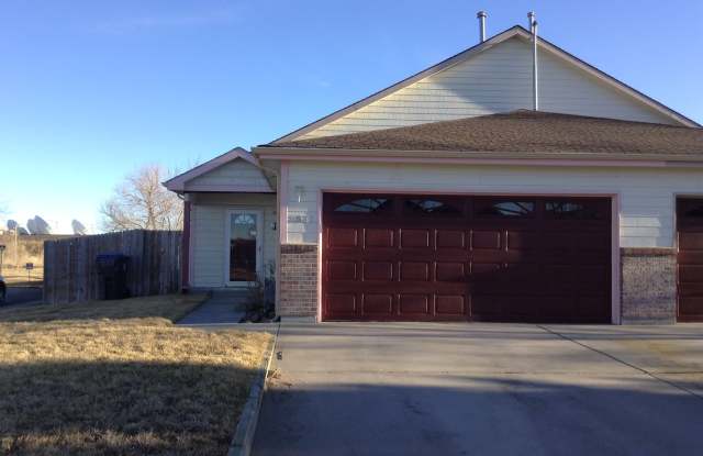 TWO BEDROOM, 2 BATHROOM TWIN HOME photos photos