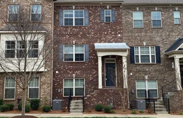 5560 Prada Drive - 5560 Prada Drive, Nashville, TN 37027