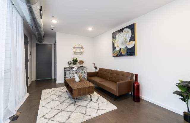 2111 North 7th Street - 2 Gallery 2