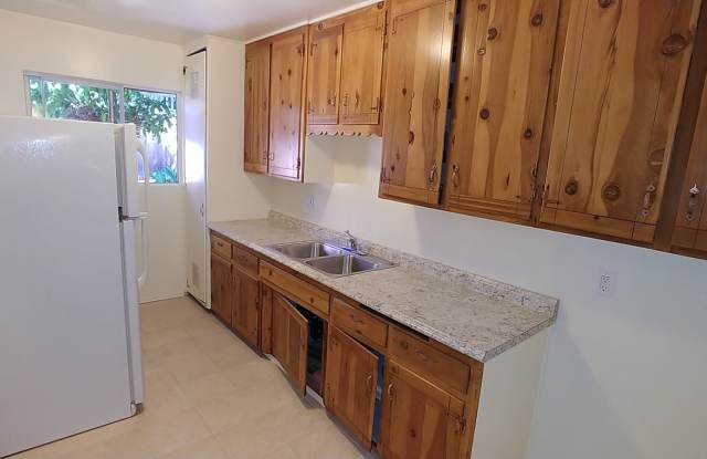Move in Special: 1/2 off 1st Month's Rent! South Park 1-br. Apartment. 92104 Gallery 1