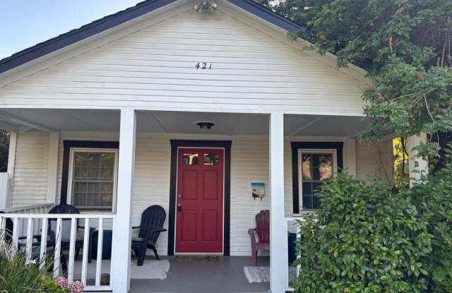 Cozy Coastal Furnished Cottage by the Pacific – 1 Bed | 1 Bath photos photos
