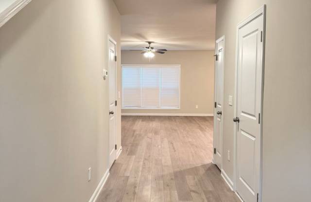 McCoy Street Townhomes! Gallery 4