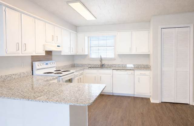 Trailwood Village photos photos