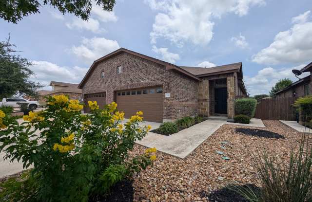 Close to Creekside Shopping & Restaurants & Entertainment/ Fenced in Yard / CISD photos photos Close to Creekside Shopping & Restaurants & Entertainment/ Fenced in Yard / CISD photos photos