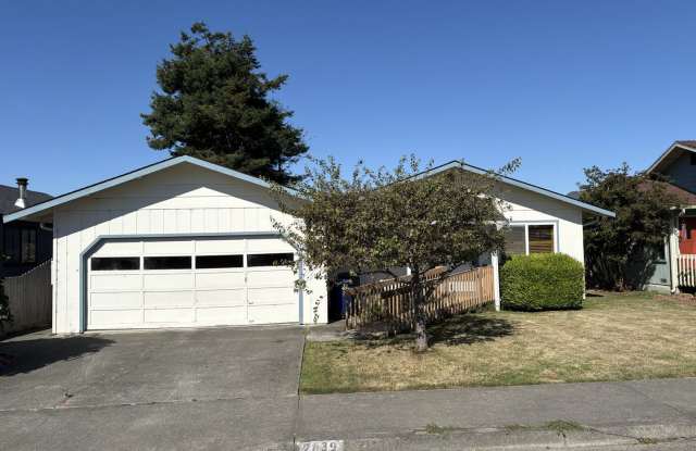 Three Bed Two Bath Arcata - 2839 Wyatt Lane, Arcata, CA 95521