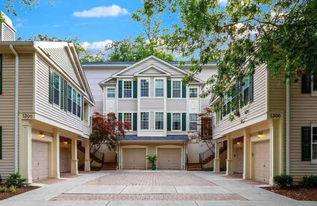 1300 WINDLEAF DRIVE photos photos