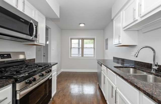 7635 S. Coles Avenue photos photos