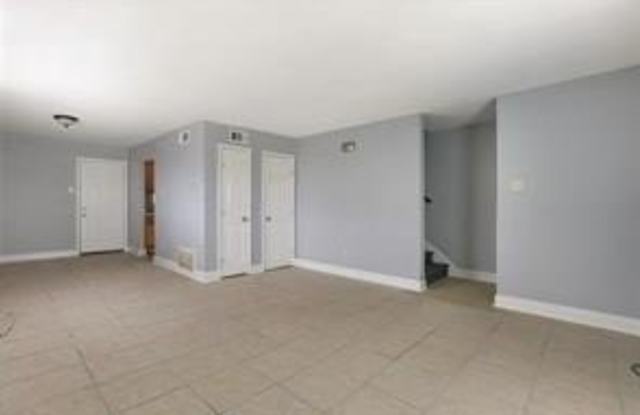 13702 N NEMOURS Street photos photos