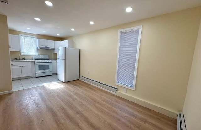 531 Hillside Avenue - 531 Hillside Avenue, Palisades Park, NJ 07650