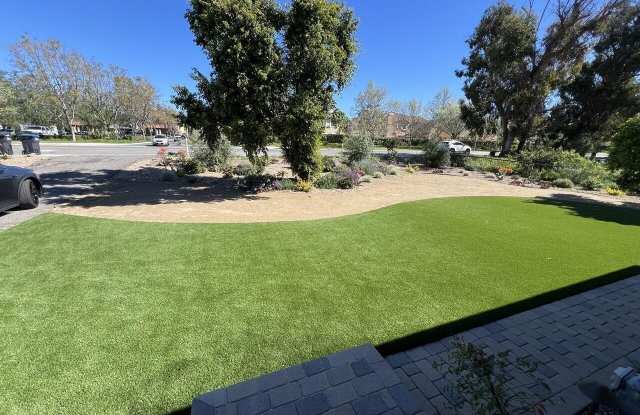 4130 Alamo Street Gallery 2