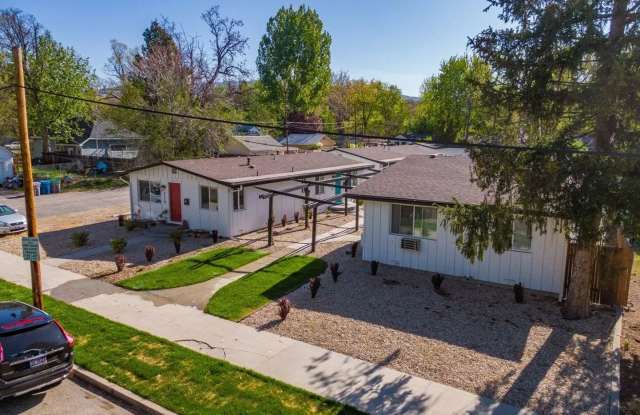 Charming 1 bed 1 bath in the heart of Boise, close to BSU & St. Luke's Gallery 2