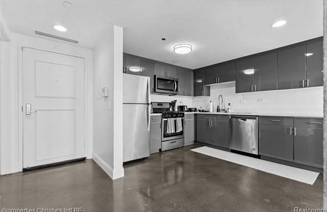 3320 Spinnaker Lane Gallery 2