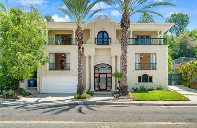 2784 Deep Canyon Drive photos photos