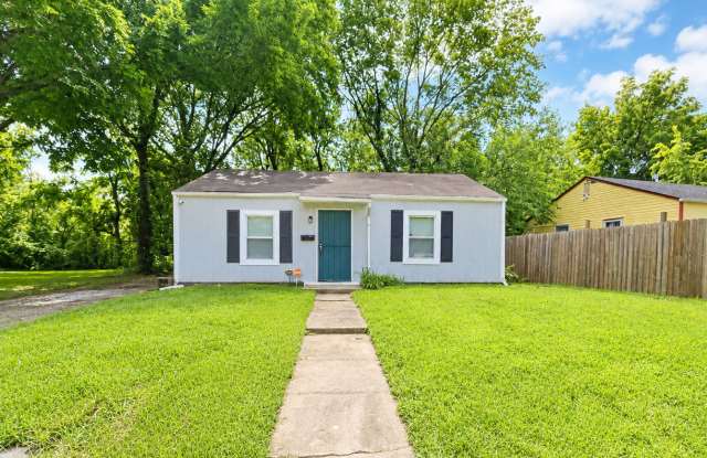 Single-Level 3 Bedroom, 2 Bath Home in Kansas City photos photos