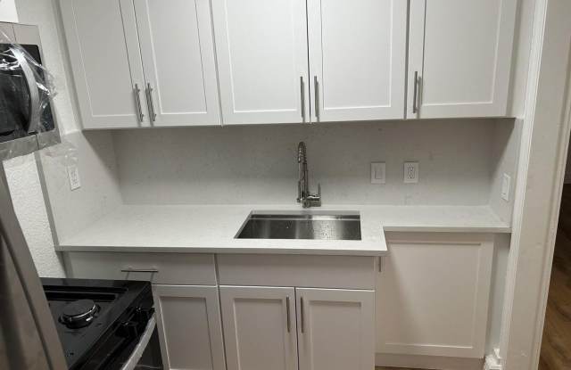 415 Greenbriar Drive - 415 Greenbriar Drive, Lake Park, FL 33403