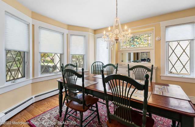 113 Beacon Boulevard Gallery 3