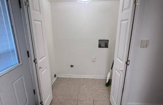 1793 Boulevard De Province Gallery 2